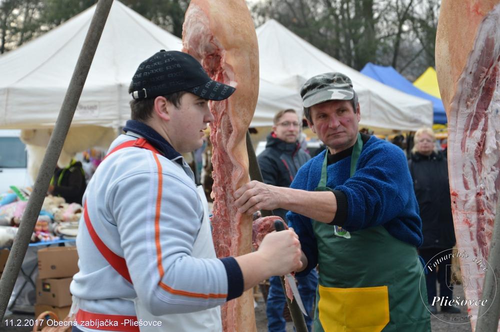 Fotogaléria Obecná zabíjačka - 11.02.2017 (23) Obecná zabíjačka - 11.02.2017
