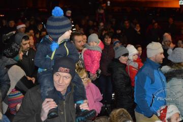 Rozsvietenie stromčeka - 06.12.2017 Rozsvietenie stromčeka - 06.12.2017