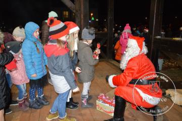 Rozsvietenie stromčeka - 06.12.2018 Rozsvietenie stromčeka - 06.12.2018