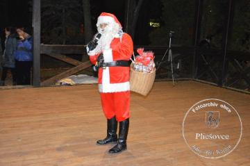 Rozsvietenie stromčeka - 06.12.2018 Rozsvietenie stromčeka - 06.12.2018