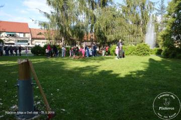 Rúcanie mája a oslava MDD - 30.05.2019 Rúcanie mája a oslava MDD - 30.05.2019